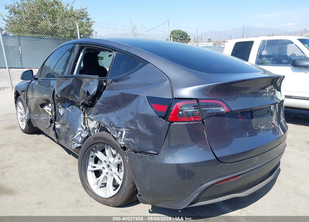 2023 TESLA MODEL Y AWD/LONG RANGE DUAL MOTOR ALL-WHEEL DRIVE VIN: 7SAYGDEE8PF886481