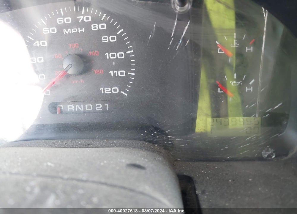 2005 FORD F-150 STX/XL/XLT VIN: 1FTRX12W25FB04858