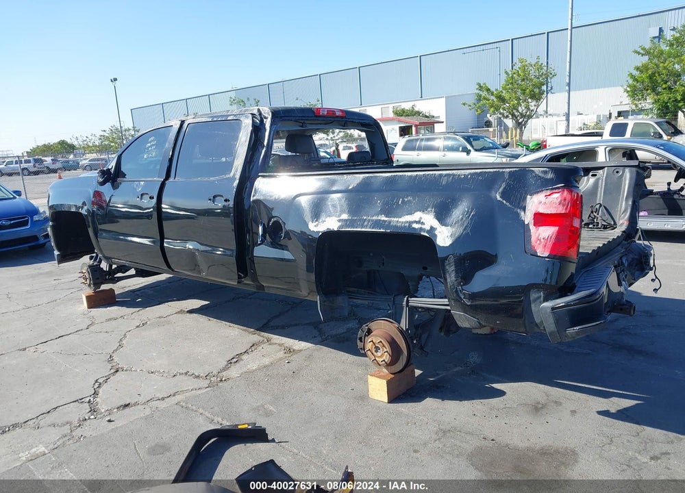 2018 CHEVROLET SILVERADO 1500 2LT VIN: 1GCUKREC9JF136399