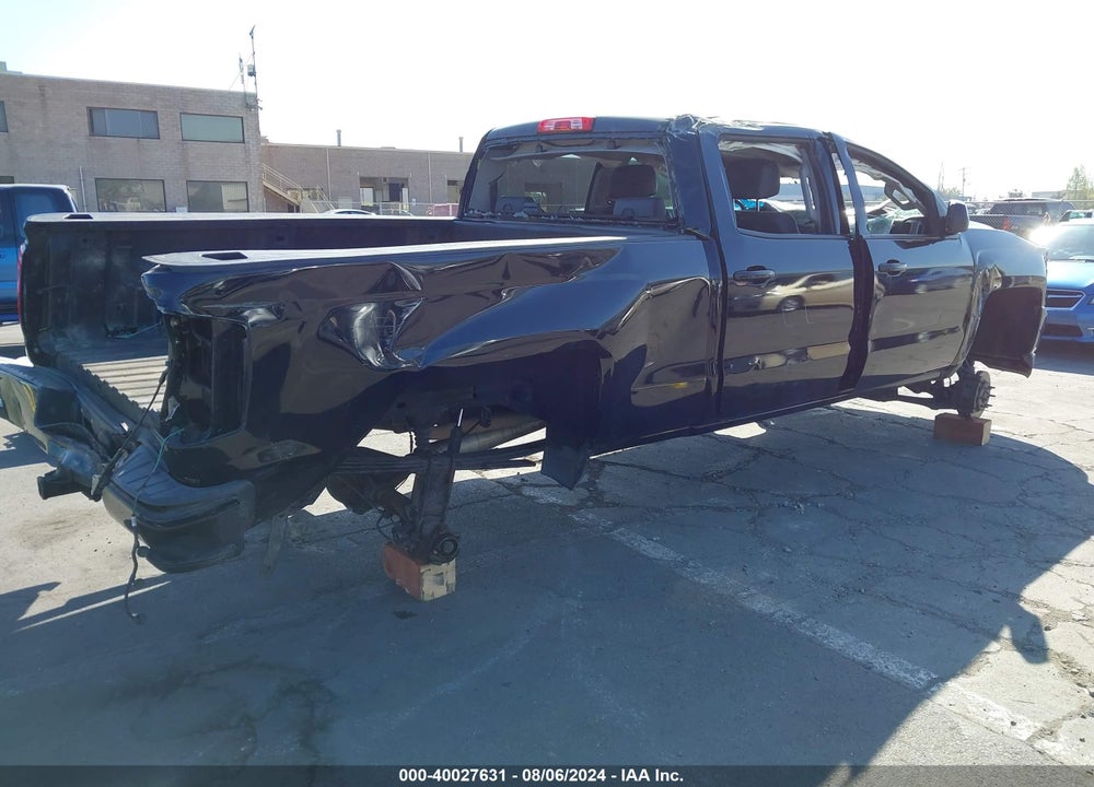 2018 CHEVROLET SILVERADO 1500 2LT VIN: 1GCUKREC9JF136399