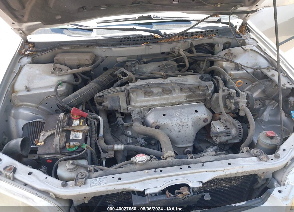 2000 HONDA ACCORD 2.3 LX VIN: JHMCG5547YC037332