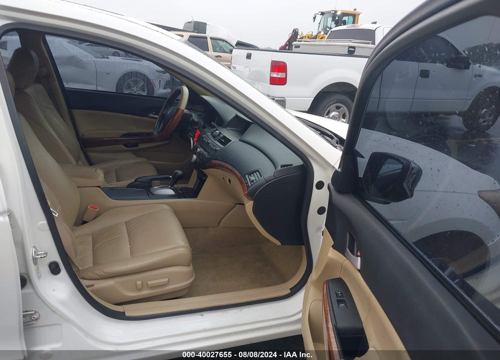 2011 HONDA ACCORD 3.5 EX-L VIN: 1HGCP3F88BA005095