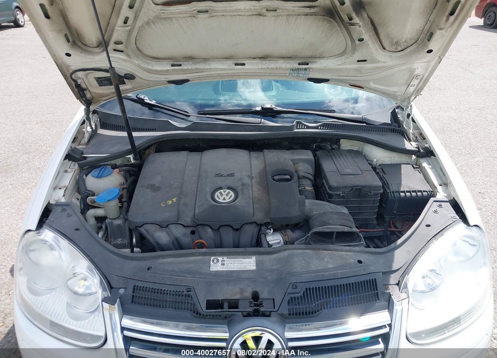 2010 VOLKSWAGEN JETTA SE VIN: 3VWRX7AJ4AM049460