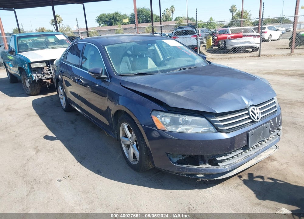 2012 VOLKSWAGEN PASSAT 2.5L SE VIN: 1VWBP7A34CC043889