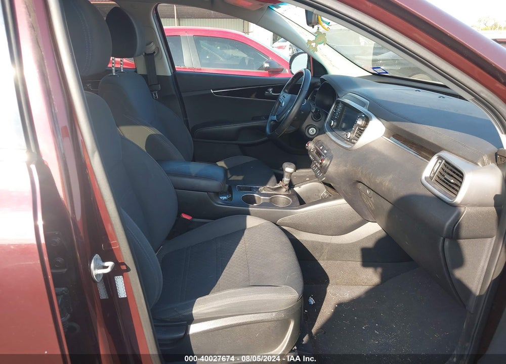 2020 KIA SORENTO 2.4L LX VIN: 5XYPG4A38LG628459