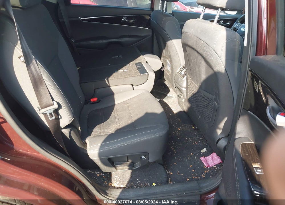 2020 KIA SORENTO 2.4L LX VIN: 5XYPG4A38LG628459
