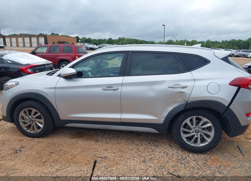 2018 HYUNDAI TUCSON VIN: KM8J3CA40JU674329