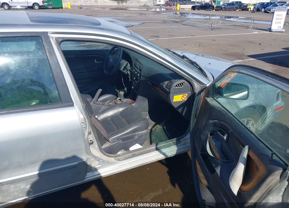 2004 VOLVO V40 A/LSE VIN: YV1VW27534F039258