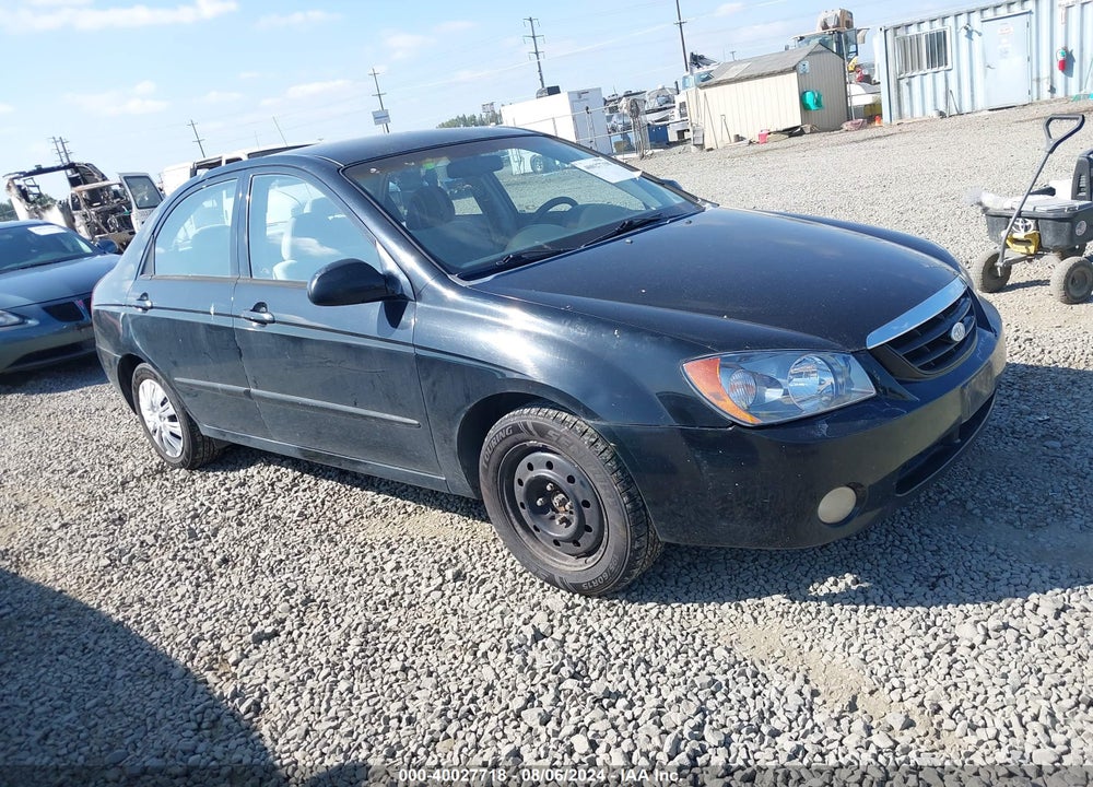 2004 KIA SPECTRA EX/LX VIN: KNAFE121X45014372