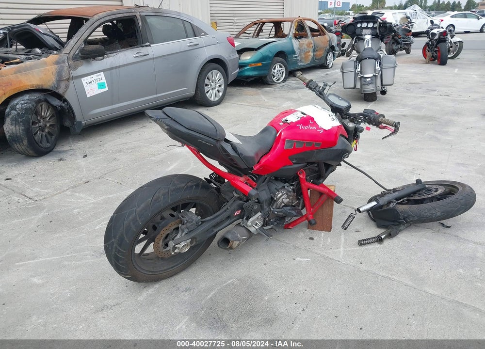 2015 YAMAHA FZ07 C VIN: JYARM06Y7FA000178
