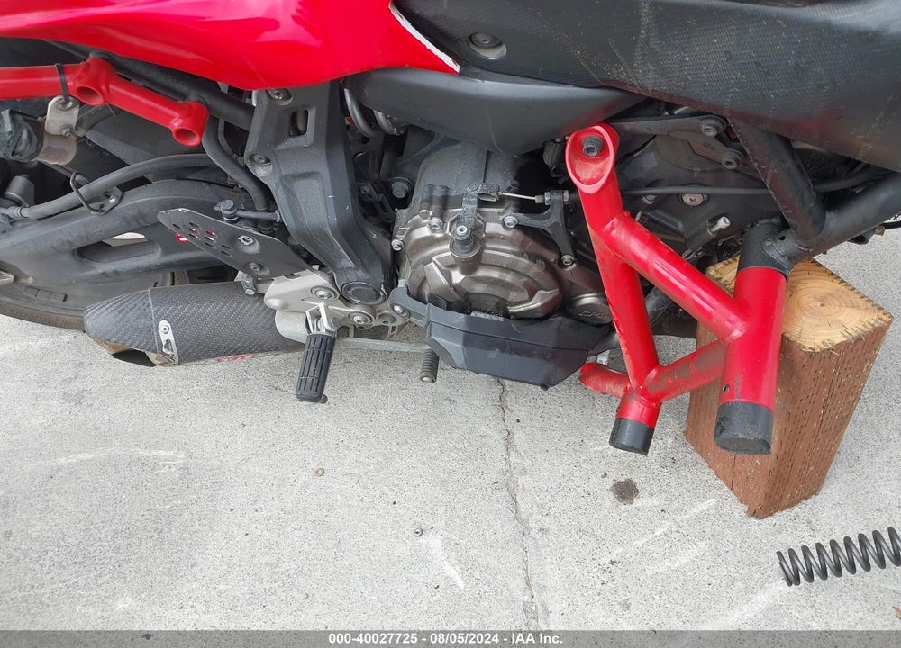 2015 YAMAHA FZ07 C VIN: JYARM06Y7FA000178