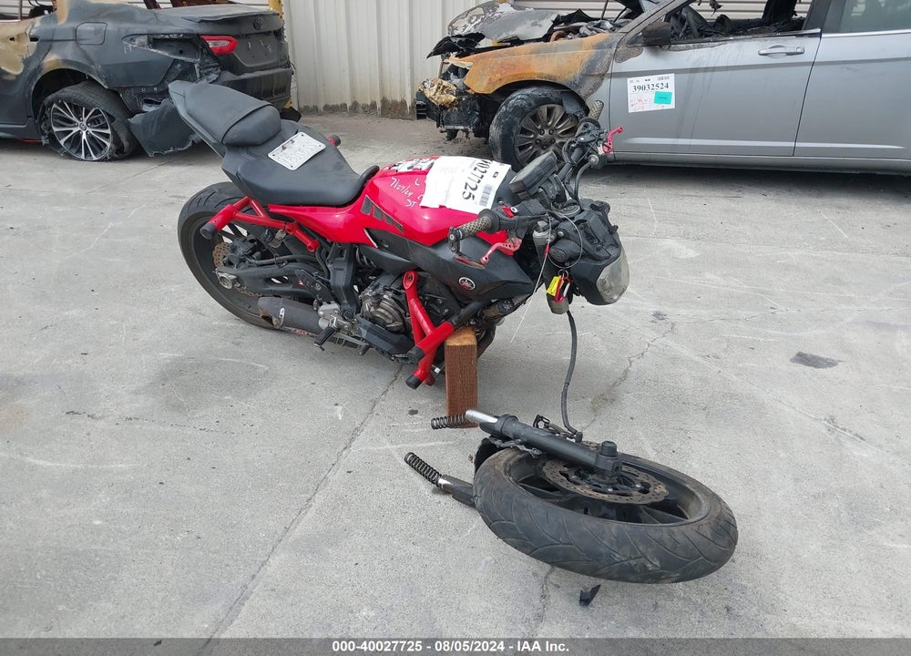 2015 YAMAHA FZ07 C VIN: JYARM06Y7FA000178