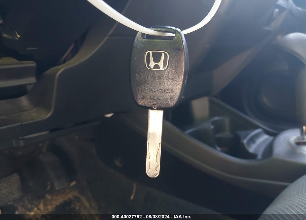 2011 HONDA FIT SPORT VIN: JHMGE8H51BS006801
