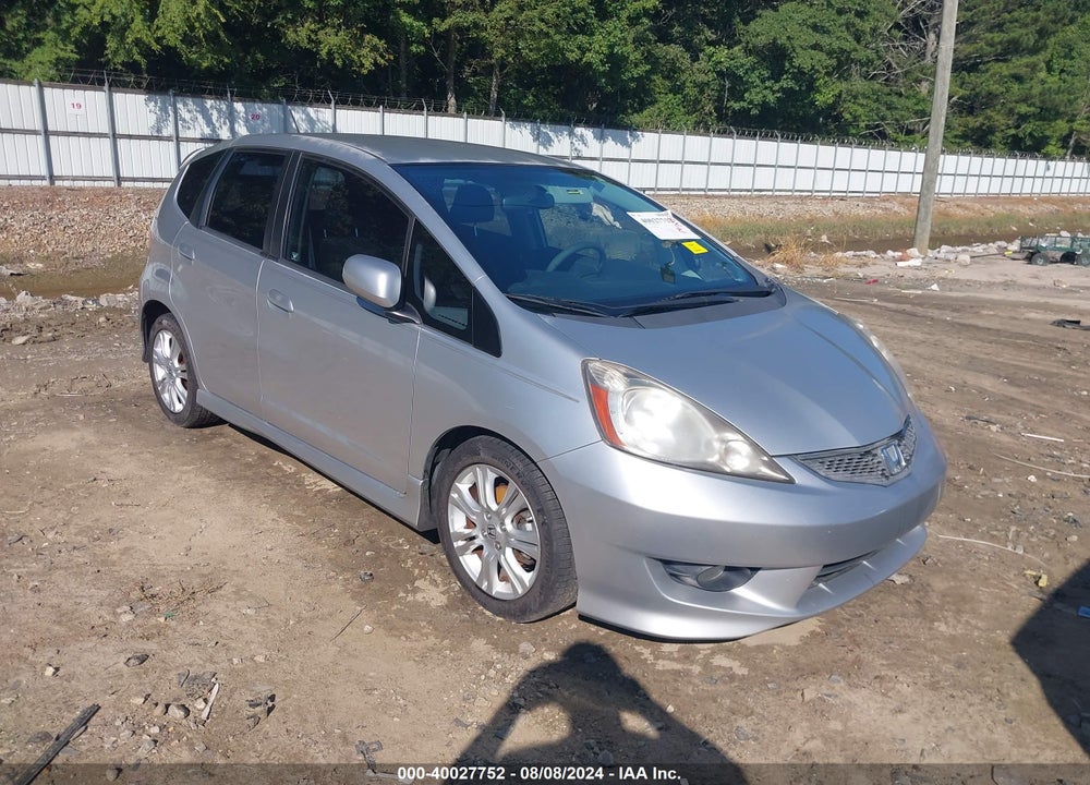 2011 HONDA FIT SPORT VIN: JHMGE8H51BS006801
