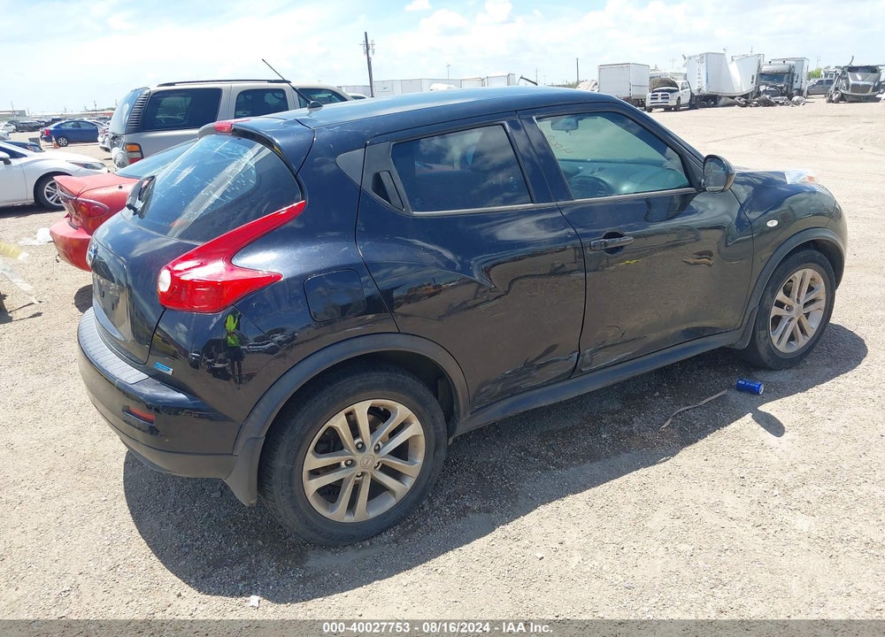 2014 NISSAN JUKE S VIN: JN8AF5MR5ET452030