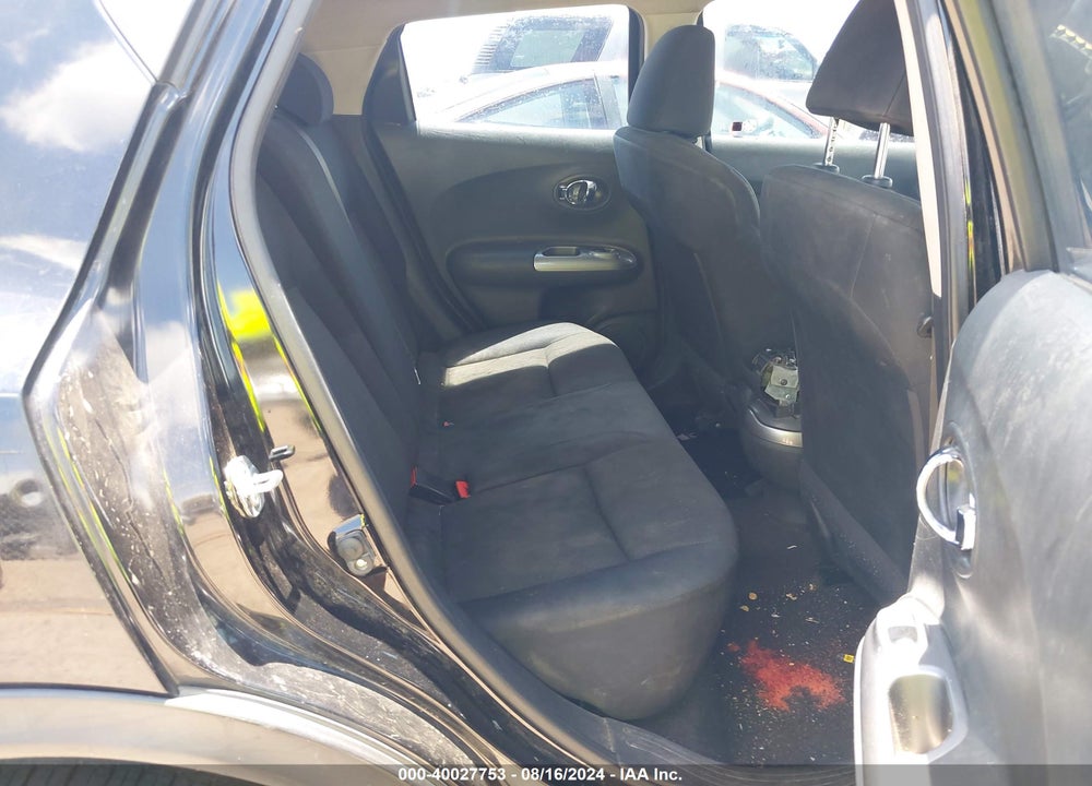 2014 NISSAN JUKE S VIN: JN8AF5MR5ET452030