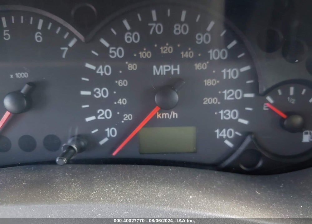 2005 FORD FOCUS ZX4 VIN: 1FAFP34N35W318623