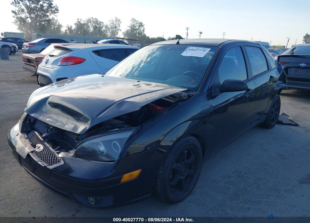 2005 FORD FOCUS ZX4 VIN: 1FAFP34N35W318623