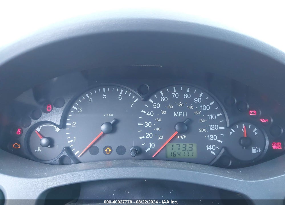 2005 FORD FOCUS ZX4 VIN: 1FAFP34N35W318623