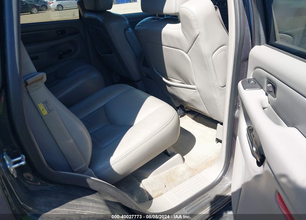 2004 GMC YUKON DENALI VIN: 1GKEK63U94J185381