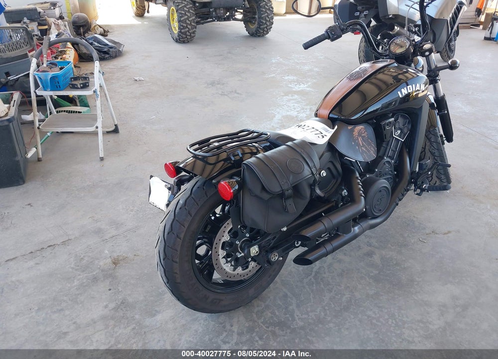 2024 INDIAN MOTORCYCLE CO. SCOUT BOBBER SIXTY VIN: 56KMTB117R3200584