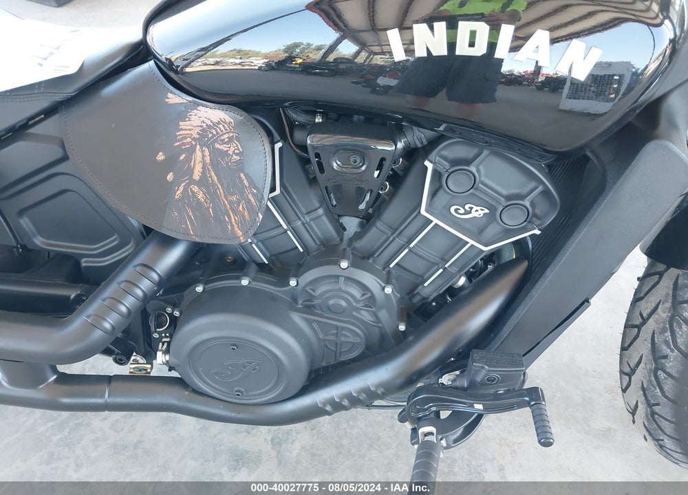 2024 INDIAN MOTORCYCLE CO. SCOUT BOBBER SIXTY VIN: 56KMTB117R3200584