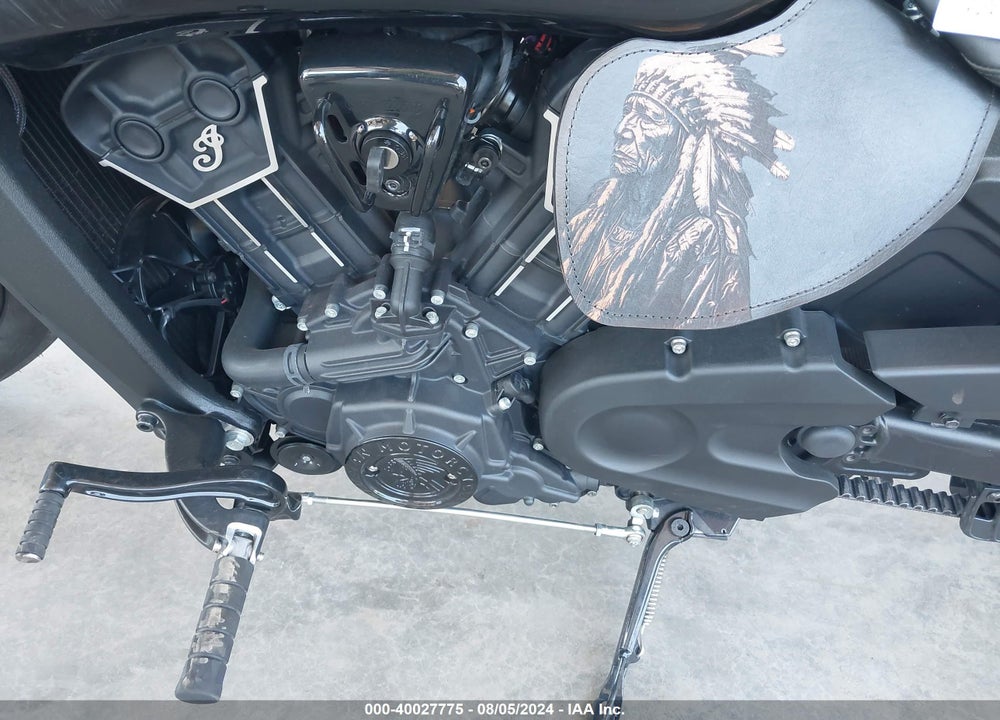 2024 INDIAN MOTORCYCLE CO. SCOUT BOBBER SIXTY VIN: 56KMTB117R3200584