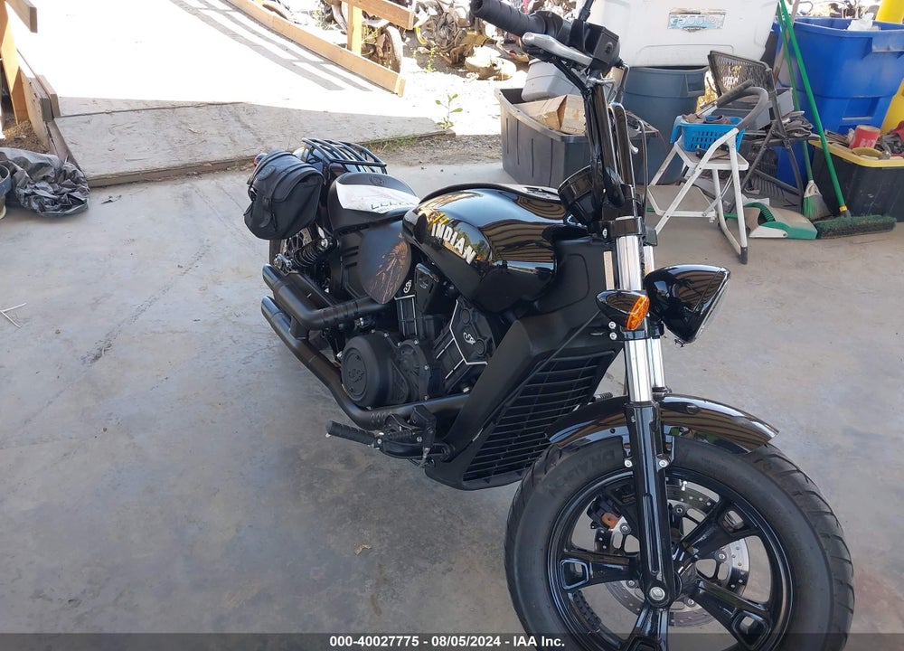 2024 INDIAN MOTORCYCLE CO. SCOUT BOBBER SIXTY VIN: 56KMTB117R3200584