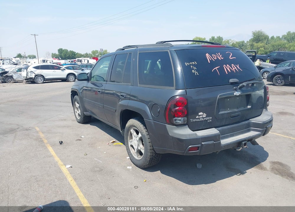 2007 CHEVROLET TRAILBLAZER LS VIN: 1GNDT13S772149216