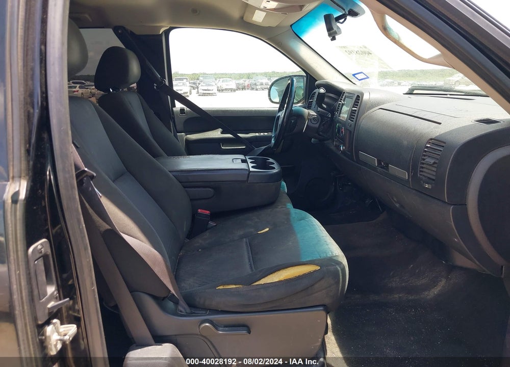 2011 GMC SIERRA 1500 SLE VIN: 1GTR1VE08BZ109329