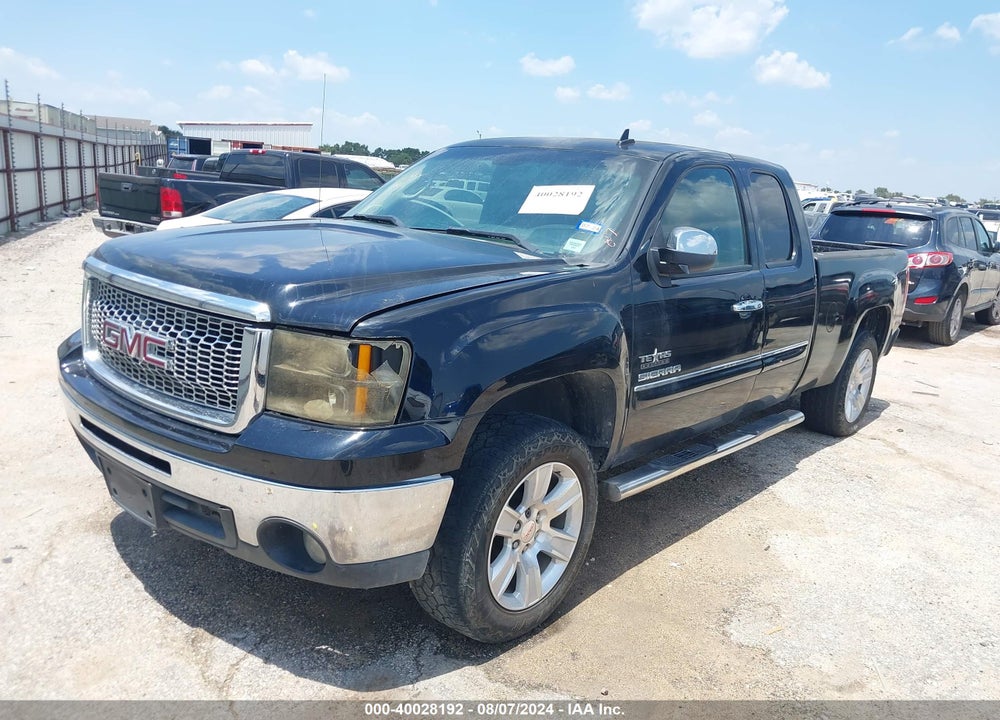 2011 GMC SIERRA 1500 SLE VIN: 1GTR1VE08BZ109329