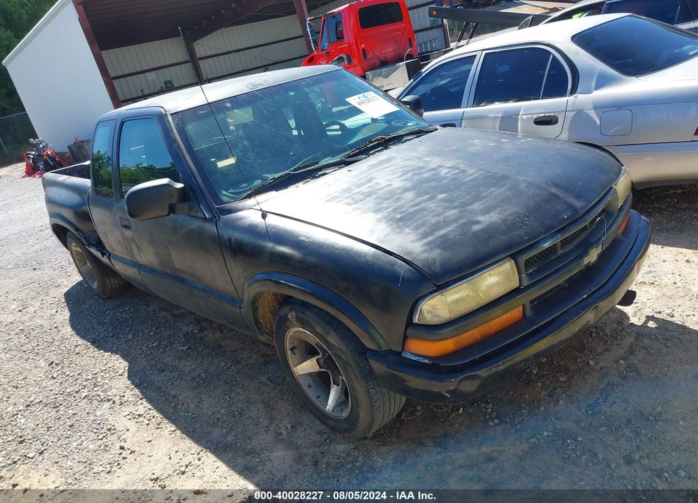 2003 CHEVROLET S-10 LS VIN: 1GCCS19X138197828