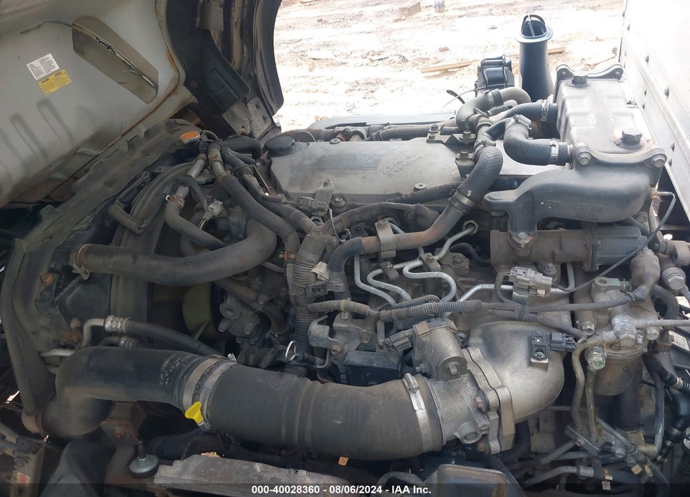 2015 ISUZU NPR DSL REG AT VIN: JALC4W164F7003750