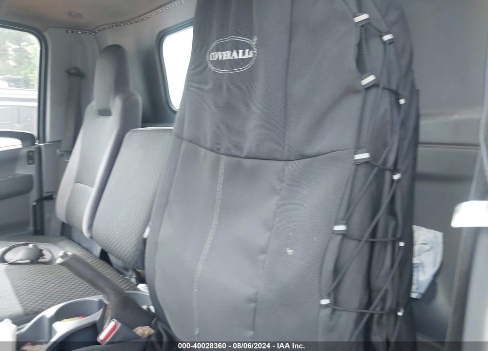 2015 ISUZU NPR DSL REG AT VIN: JALC4W164F7003750