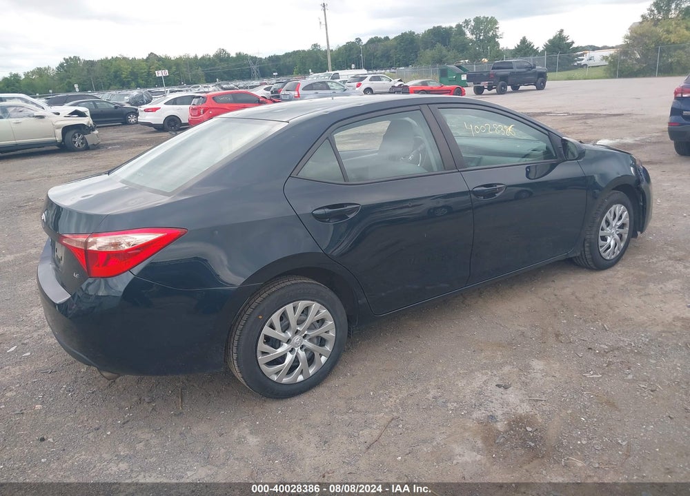 2018 TOYOTA COROLLA LE VIN: 2T1BURHE5JC054094