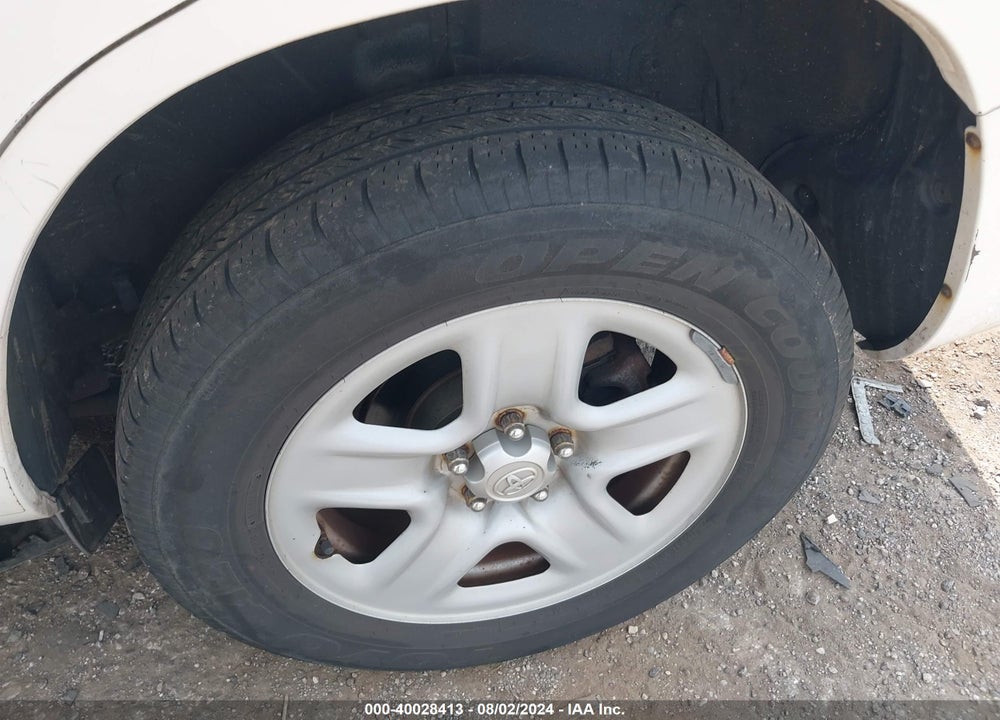 2008 TOYOTA RAV4 VIN: JTMZD35V185091067