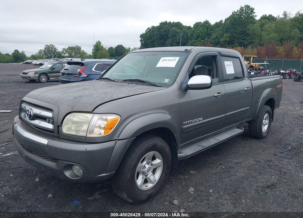 2005 TOYOTA TUNDRA SR5 V8 VIN: 5TBDT441X5S478054