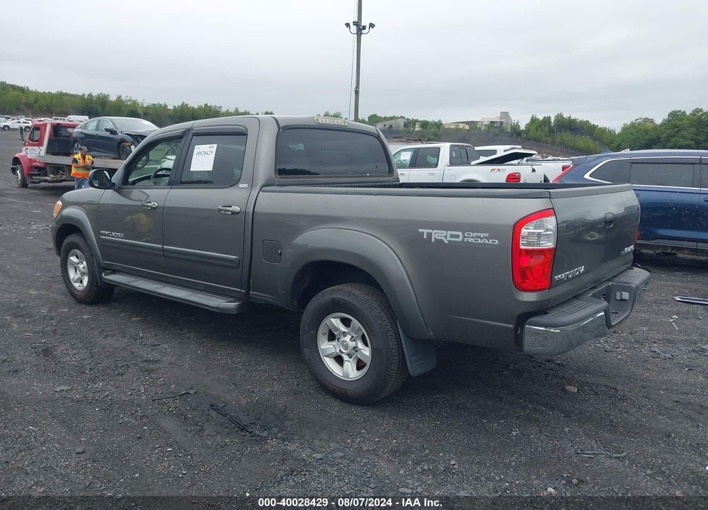 2005 TOYOTA TUNDRA SR5 V8 VIN: 5TBDT441X5S478054