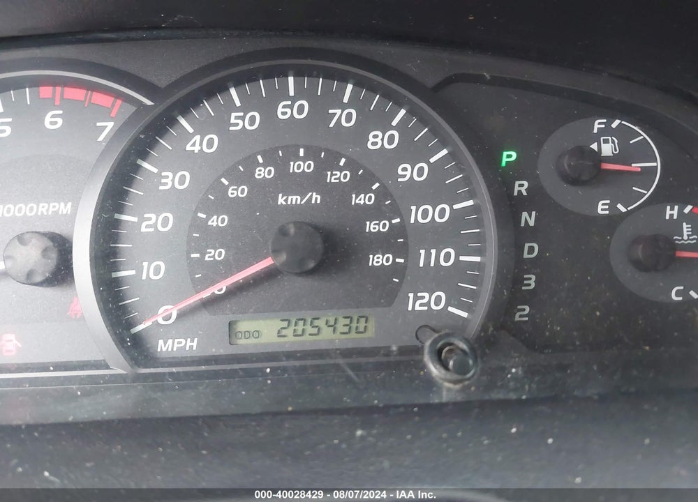 2005 TOYOTA TUNDRA SR5 V8 VIN: 5TBDT441X5S478054