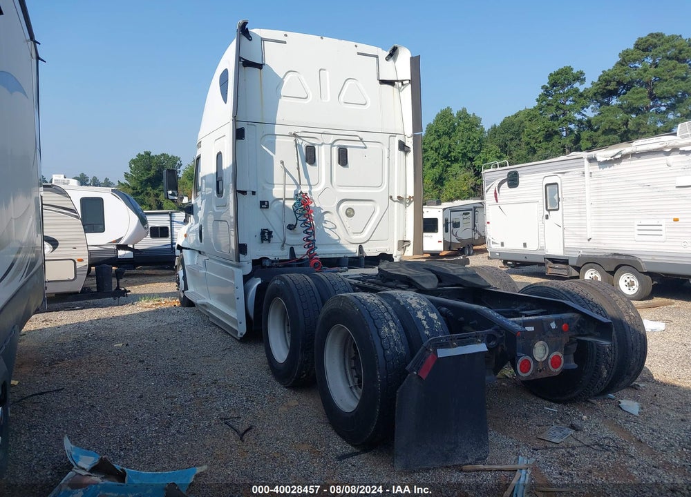 2017 FREIGHTLINER CASCADIA 125 VIN: 3AKJGLBGXHSHR7041
