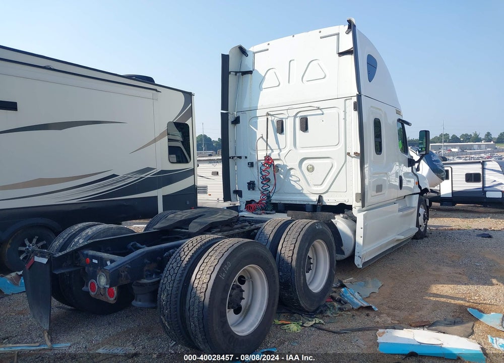 2017 FREIGHTLINER CASCADIA 125 VIN: 3AKJGLBGXHSHR7041