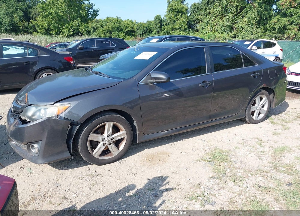 2012 TOYOTA CAMRY SE VIN: 4T1BF1FK4CU083642