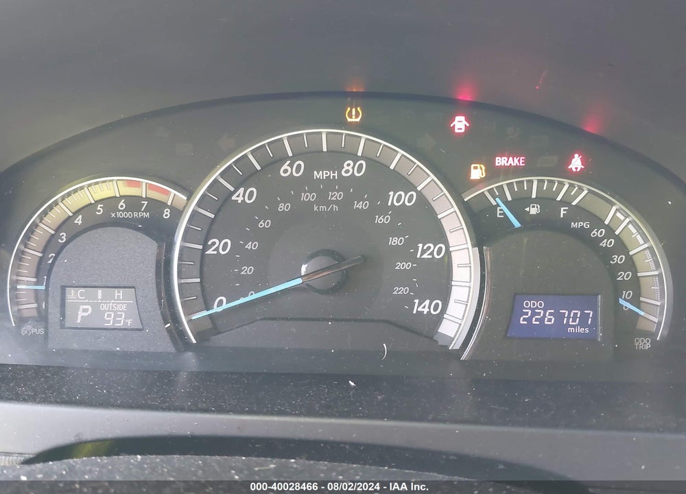 2012 TOYOTA CAMRY SE VIN: 4T1BF1FK4CU083642