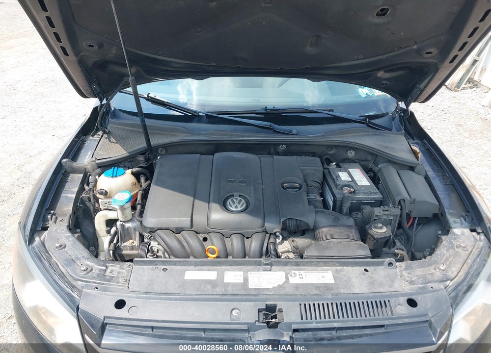 2013 VOLKSWAGEN PASSAT 2.5L SE VIN: 1VWBP7A33DC114047