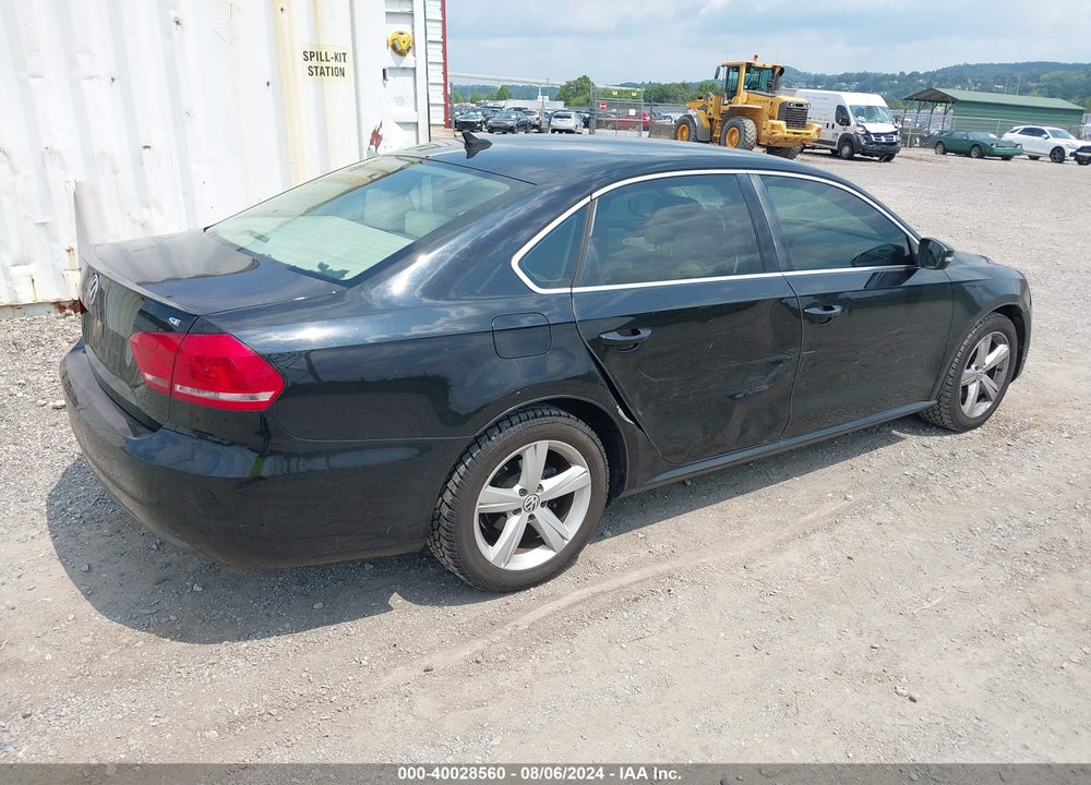 2013 VOLKSWAGEN PASSAT 2.5L SE VIN: 1VWBP7A33DC114047
