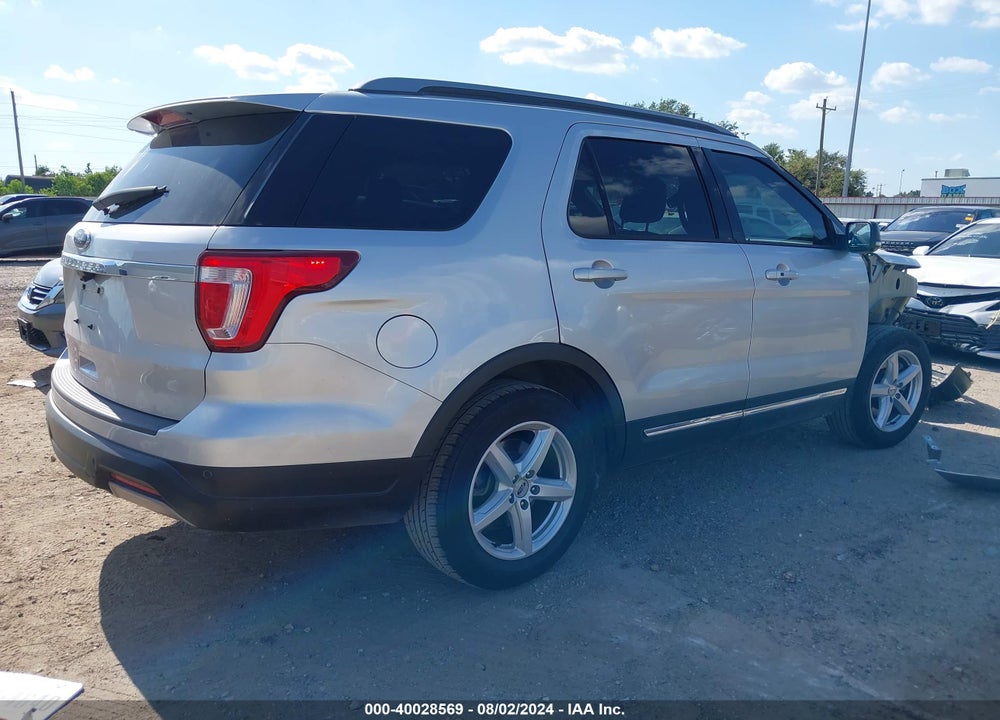 2019 FORD EXPLORER XLT VIN: 1FM5K7D82KGB06772