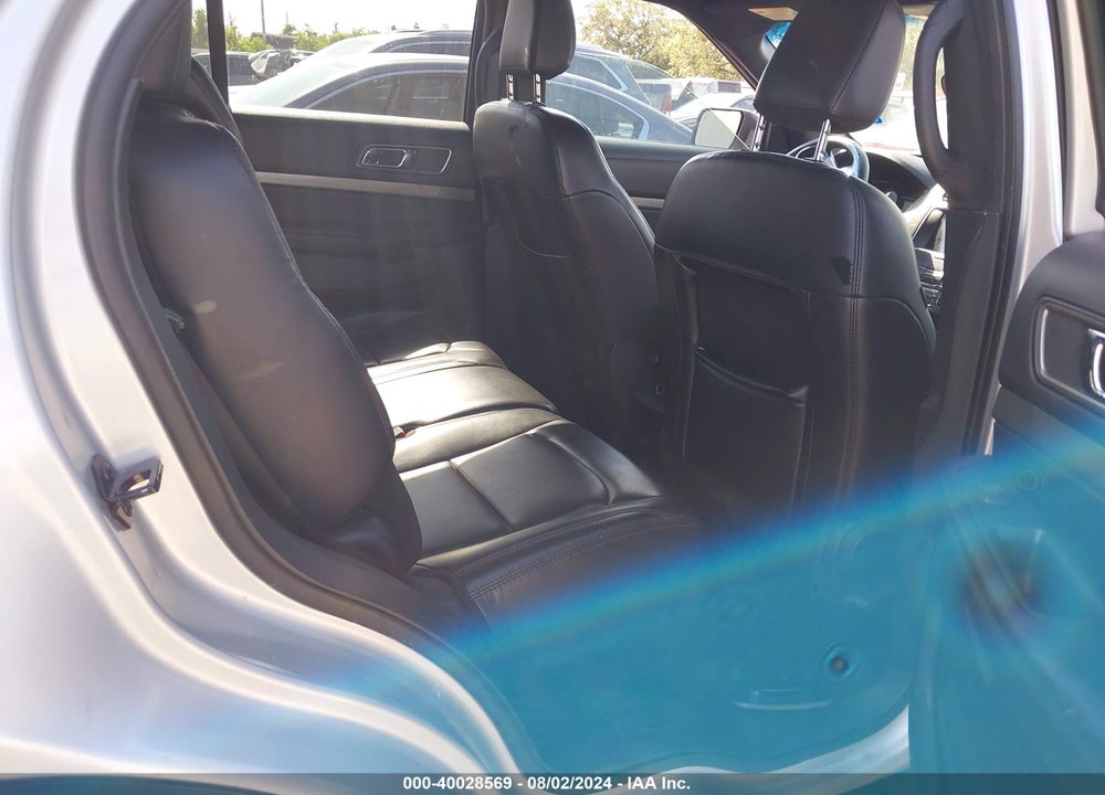 2019 FORD EXPLORER XLT VIN: 1FM5K7D82KGB06772