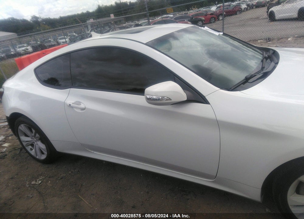 2010 HYUNDAI GENESIS 3.8 GRAND TOURING VIN: KMHHU6KHXAU019710