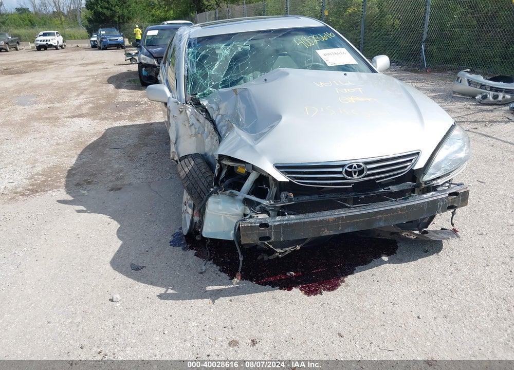 2005 TOYOTA CAMRY XLE V6 VIN: 4T1BF30K95U094773