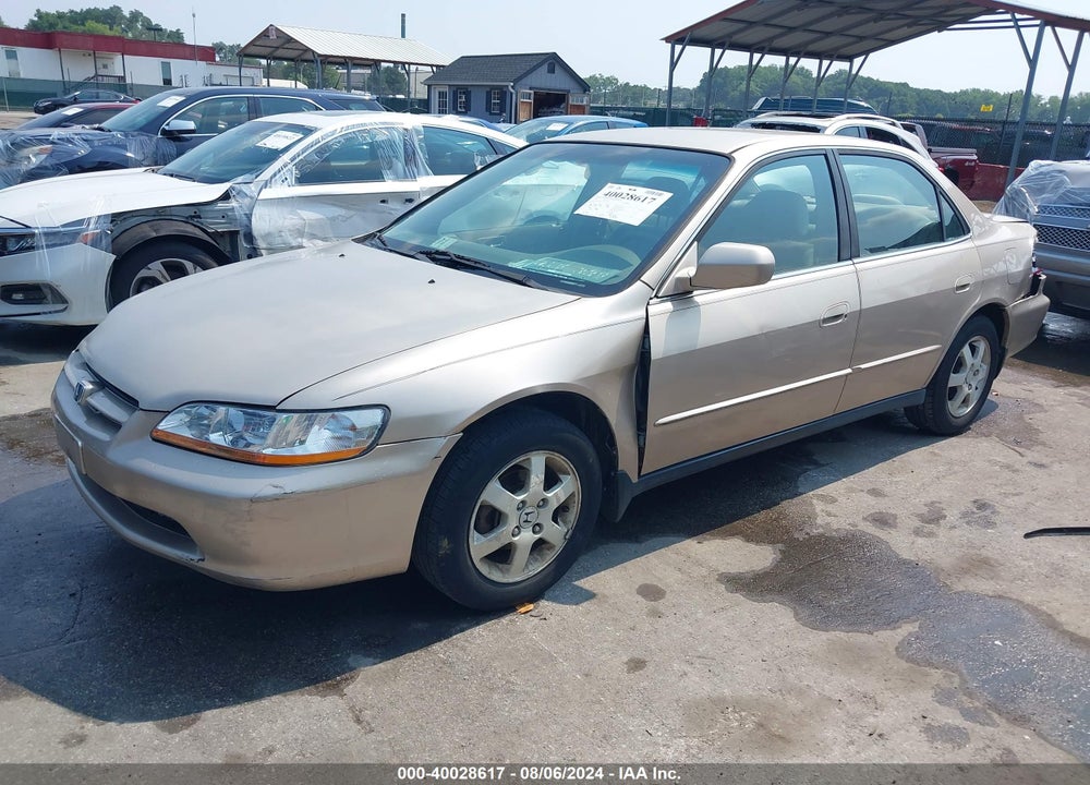 2000 HONDA ACCORD 2.3 SE VIN: 1HGCG6695YA127187
